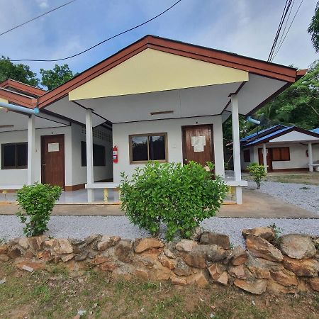 Ban Huai Thalaeng Phan Pineapple Resort מראה חיצוני תמונה